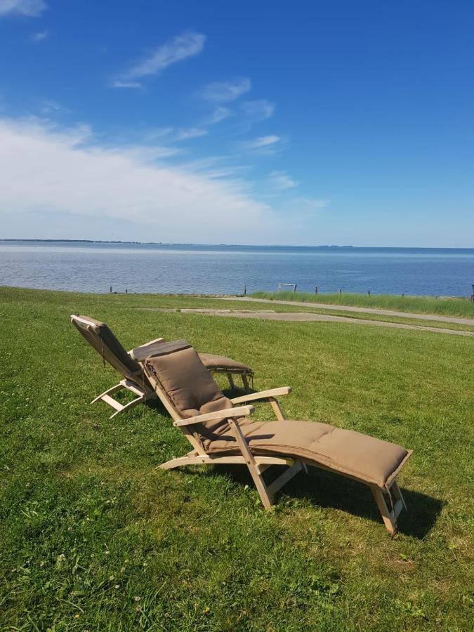 Kapitaenshaus Meerblick Langeneß Buitenkant foto