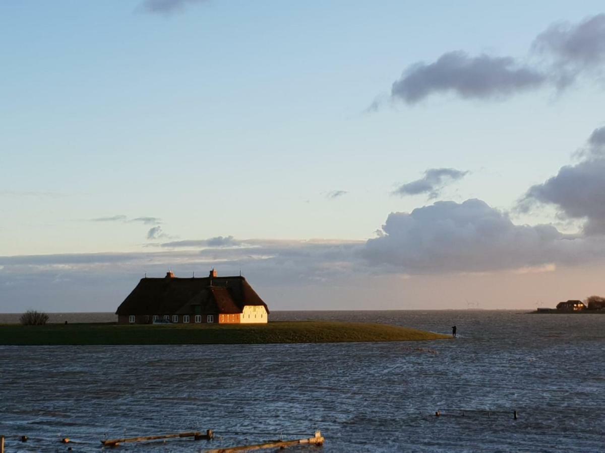 Kapitaenshaus Meerblick Langeneß Buitenkant foto